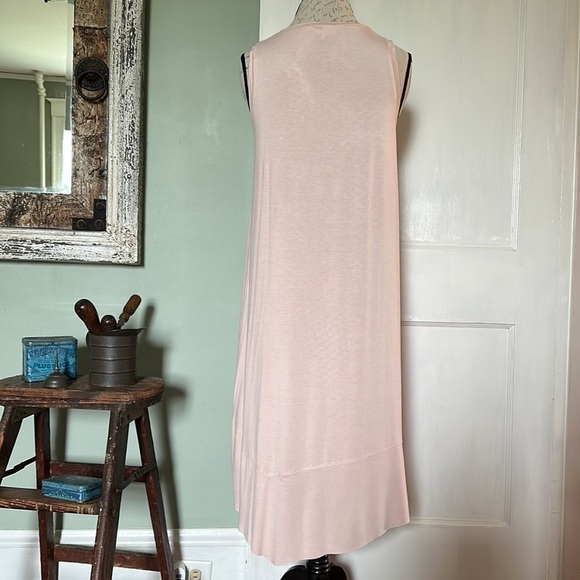 Workshop REPUBLIC CLOTHING Bare (Pale Pink) Cut & Sew Raw Cut Hem Midi Dress - Picture 5 of 10